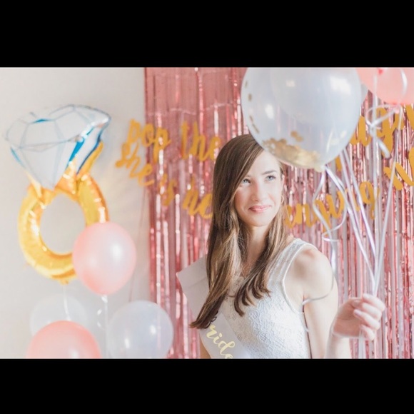 3 Piece Kit Bachelorette Balloon Decorations 💗😍 - Picture 4 of 4